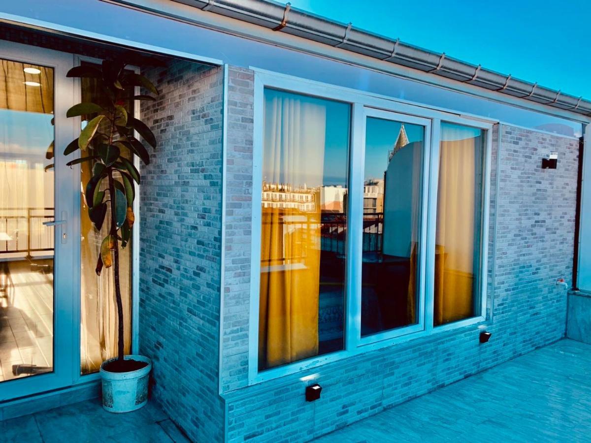 Mary'S Apartment Batumi Exterior photo